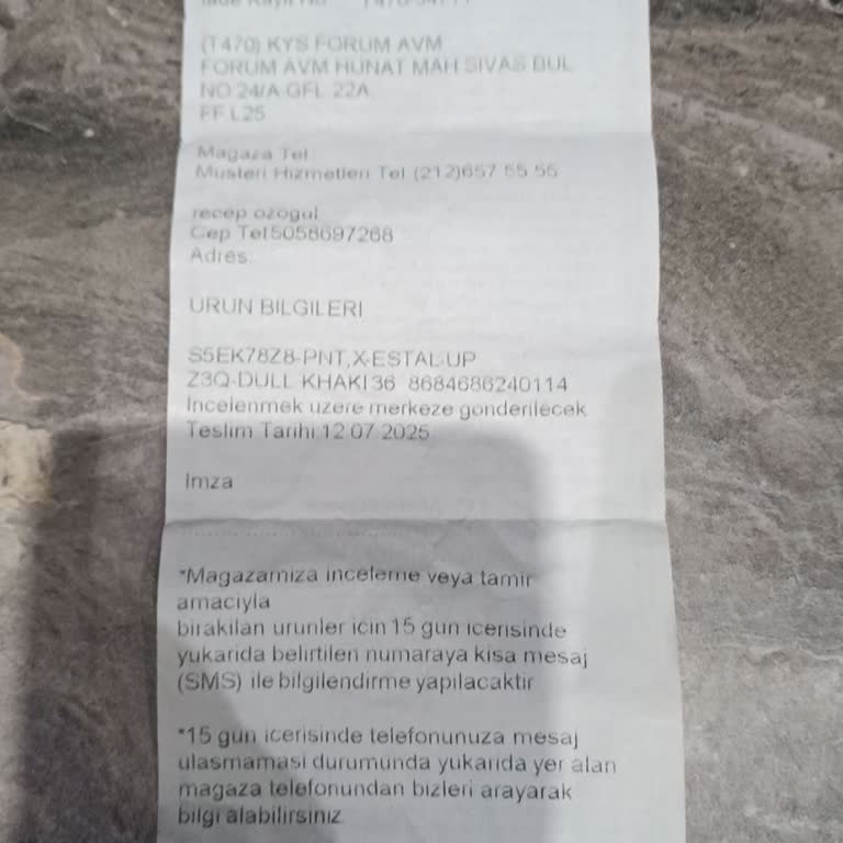 Pantolon Değişiminde Mağaza Müdürü Ve Fiyat Sorunu