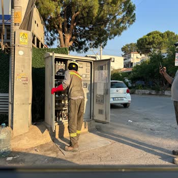 İzmir Balıklıova'da Sürekli Elektrik Kesintisi Ve Mağduriyet