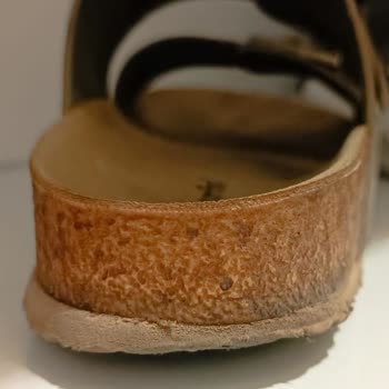 Kısa Sürede Tabanı Eriyen Terliğe İade Reddi Ve Yetersiz İnceleme