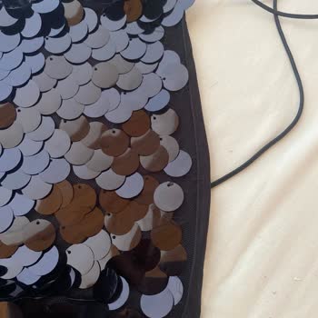 Yurt Dışından Bilgi Verilmeden Geç Gelen Ve Kalitesiz Ürünler, İade Sürecinde Sorun