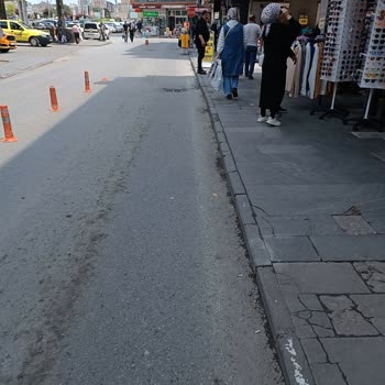 Melikgazi Belediyesi'nin Kaldırım İşgali Konusundaki İlgisizliği Ve Yetersizliği