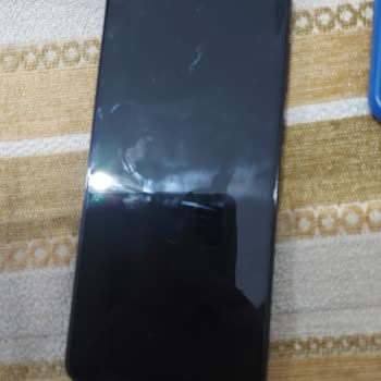 Sipariş Verdiğim Model Yerine Farklı Ve Eksik Özellikli Telefon Gönderildi