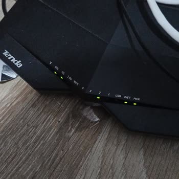 Üç Haftadır Bağlanamayan İnternet Ve Yetersiz Müşteri Hizmetleri