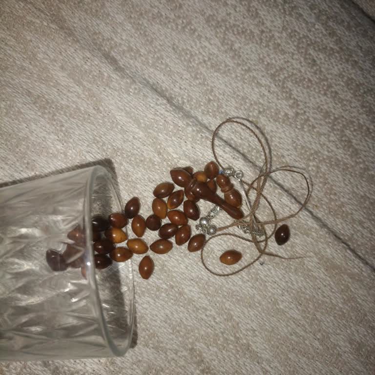 Kısa Sürede İpi Kopan Pahalı Kuka Tesbihte Garanti Ve Kalite Sorunu