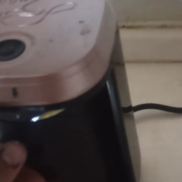 Awox Kafija Kahve Makinesi Kaynamadan Mavi Işığa Geçiyor, Kahve Yapmıyor