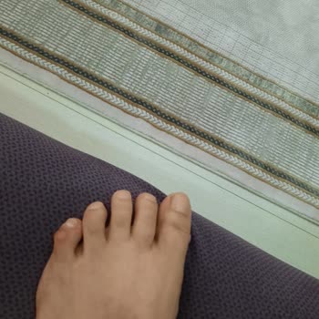 Yeni Alınan Sandalet Ayağımı Yaraladı, İade Talep Ediyorum