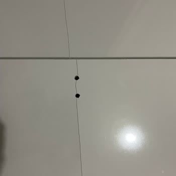 Aldığım Genç Odası Takımı Kırık Çıktı Muhatap Bulamıyorum