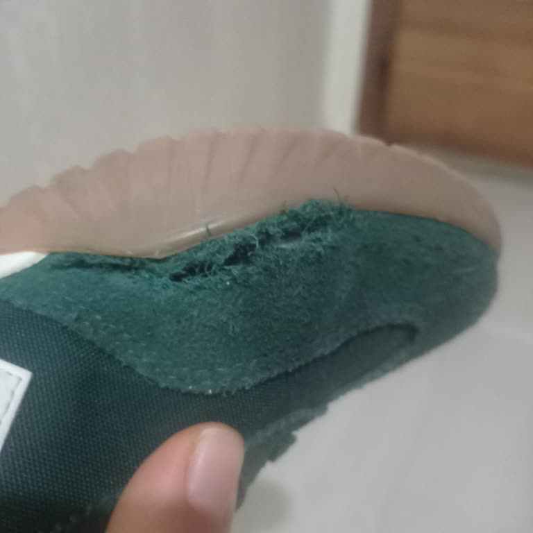 3 Ayda Yırtılan Converse Ayakkabı Hayal Kırıklığı