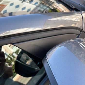 Sıfır Alınan Egea Cross'ta Cam Fitillerinde Renk Atması Ve Kalite Sorunu