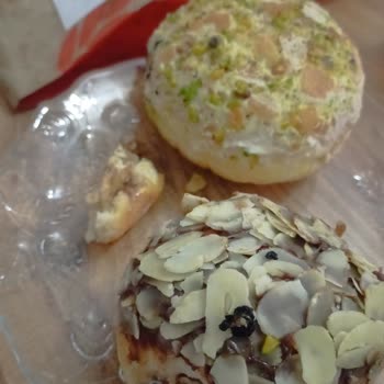 File Market'ten Alınan Donut'ta Hijyen Sorunu Ve Bayat Ürün Şikayeti