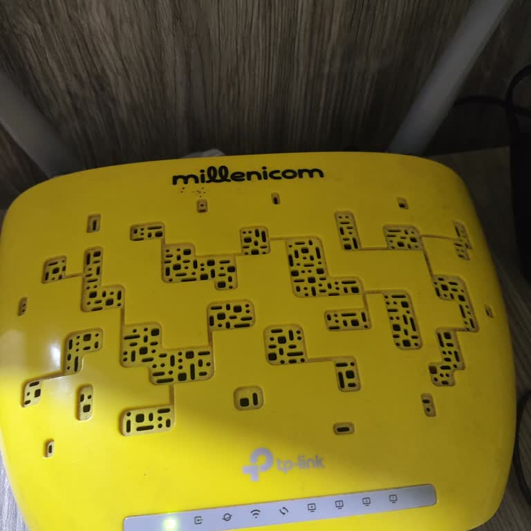 Sürekli Kesilen İnternet Ve Isınan Modemle Yaşanan Sorun