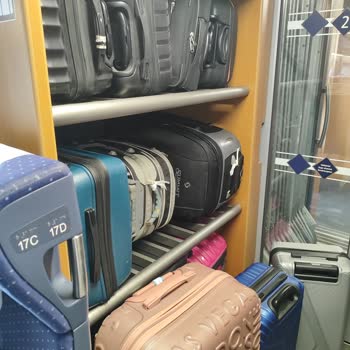 Büyük Boy Bavul Ücreti Ödedim, Valizim Yine Koridorda Güvensiz Kaldı