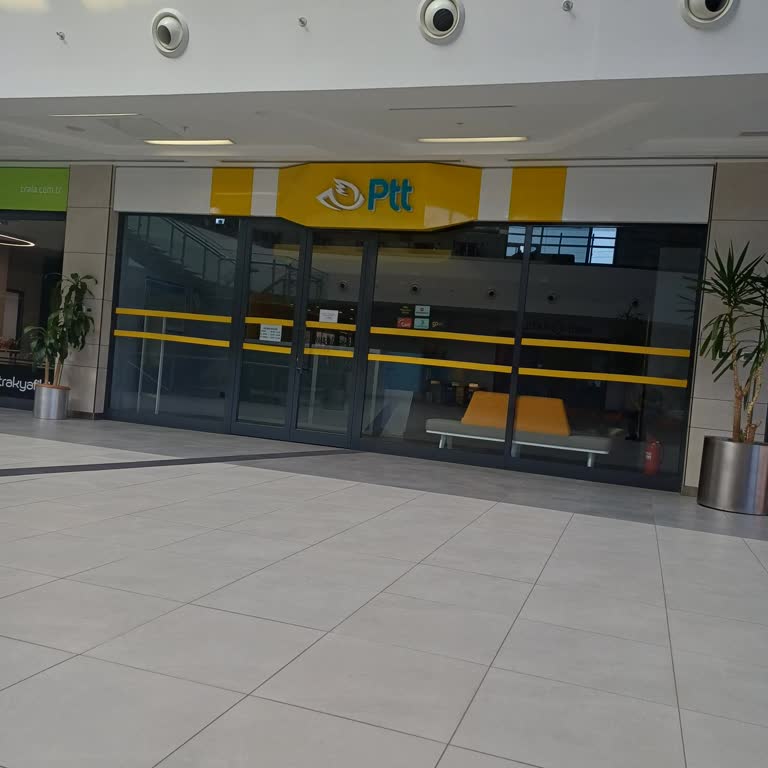 PTT GOSB Şubesi Saatinde Açılmıyor, Müşteriler Mağdur Ediliyor