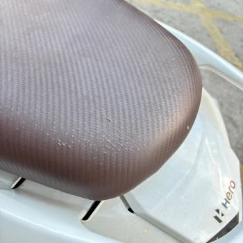 Hero Dash 125 Koltuk Döşemesi Kısa Sürede Çatladı