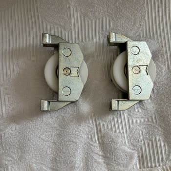 Yatak Odası Dolabının Sürgüsü Arızalandı, Yedek Parça Bulunamıyor