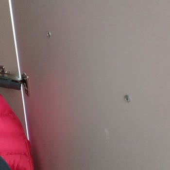 Yeni Aldığım Yatak Odası Takımının Kötü Kurulumu Ve Hasarlı Teslimatı