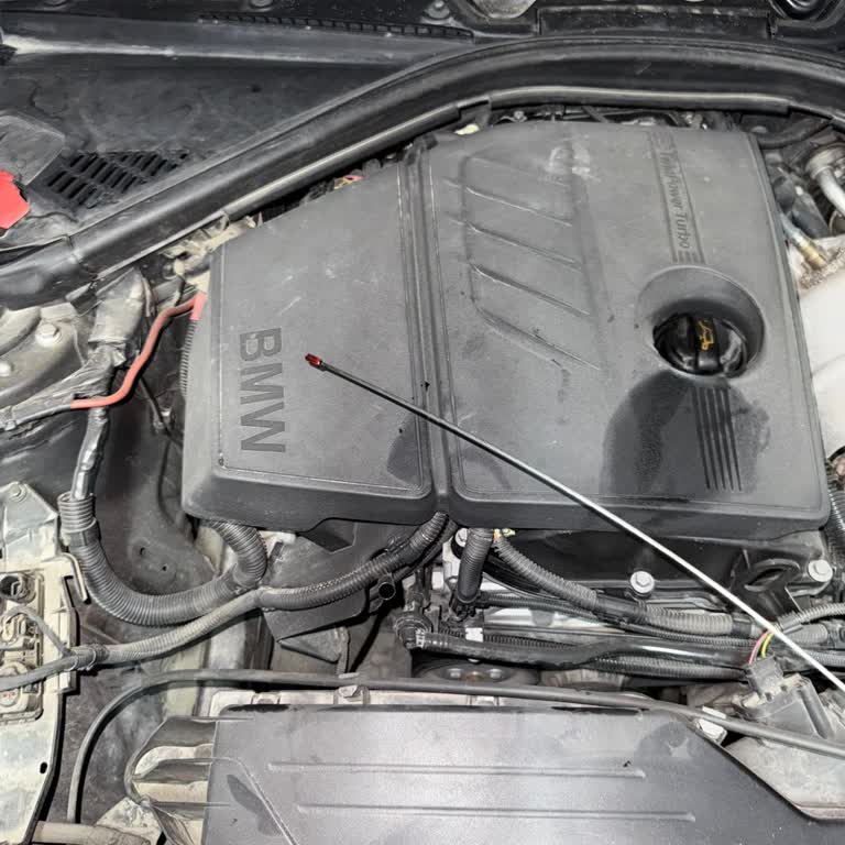 BMW 116i Yağ Çubuğu Kendi Kendine Kırıldı, Mağduriyetimin Giderilmesini Talep Ediyorum