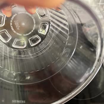 Dondurma Makinesinden Çıkan Plastik Parçalar Ve Yavaş Çözüm Süreci