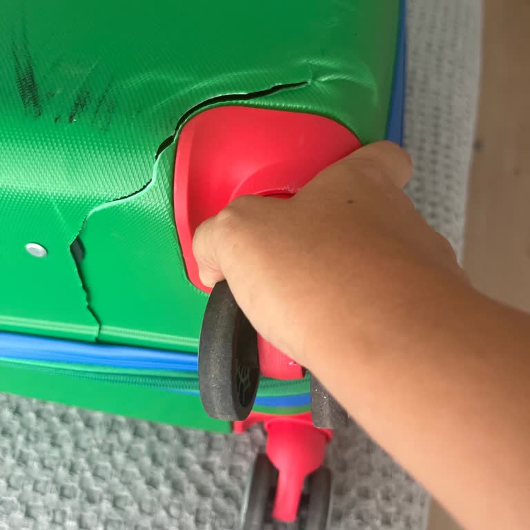 Benetton Valiz Garanti Kapsamı Ve Kırılma Sorunu