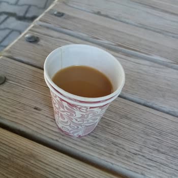 Vergi Dairesi Büfesinde Fahiş Fiyatlı Ve Sağlıksız Kahve Deneyimi