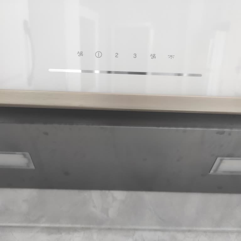 Davlumbazda Kalıcı Leke Bırakan Cif Ultra Yüzünden Mağdur Oldum