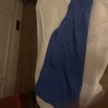 Yanlış Ürün Gönderimi: Takım Yerine Elbise Teslim Edildi