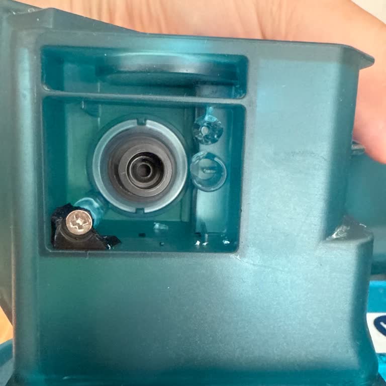 Philips Aqua 7000 Robot Süpürge Su Tankı Arızası Ve Yüksek Parça Ücreti