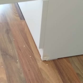 Defolu Kanepe Ve Çatlak Gardıroba Çözüm Sunulmuyor