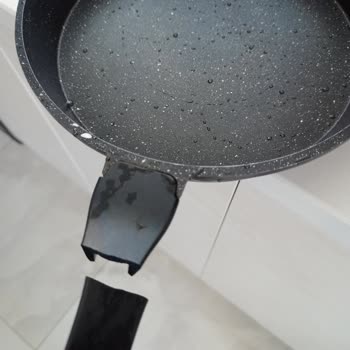 Taç Mutfak Tava Sapı Dayanıksız Çıktı, Güvenim Sarsıldı