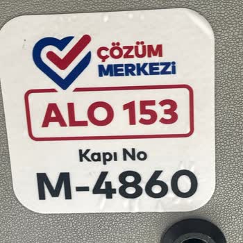 Metrobüs Kapısındaki Güvenlik Tehlikesi: Yolcular Risk Altında