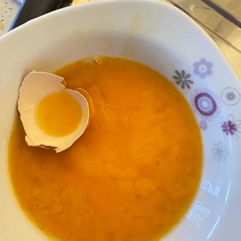 Ra Marka Yumurtada Bozuk Ve Kokulu Ürün Şoku