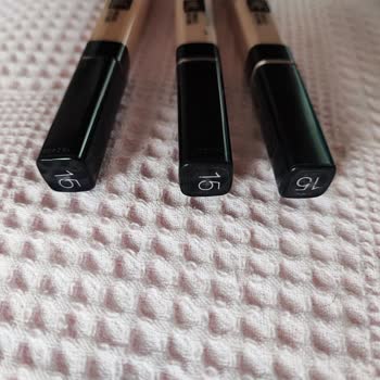 Aynı Ürün, Farklı Renk: Maybelline Fit Me Kapatıcıda Hayal Kırıklığı