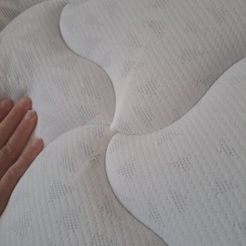 Defolu Yatak Teslimatı Ve İlgisiz Mağaza