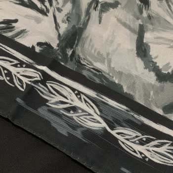 Ünlü Mağazadan Aldığım Şal İki Kullanımda Deforme Oldu