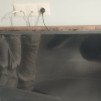 Kurulumda Kırık Çıkan Televizyon İçin Çözüm Bekliyorum