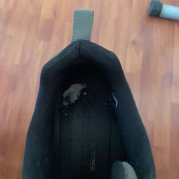 6 Ayda Eriyen Ayakkabı Tabanı Ve Yetersiz Müşteri Desteği