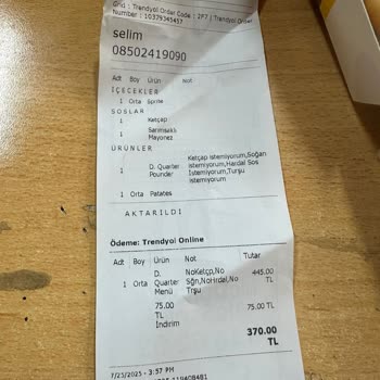 Gönderilen Hamburgerin Etinin Kötü Kokması Ve Yanık Olması