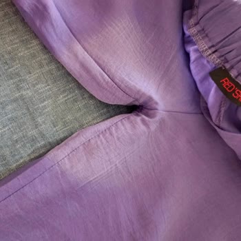 redshe_official Pantolonda Beyazlama Oldu