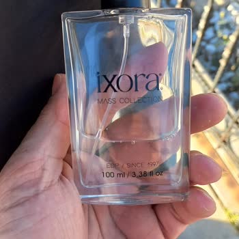 Ixora Parfüm Kalıcılığı Ve Müşteri Hizmeti Sorunu