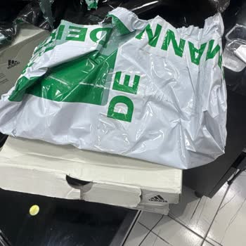 Aynı Kirli Ayakkabı İki Kez Gönderildi Çözüm Yok