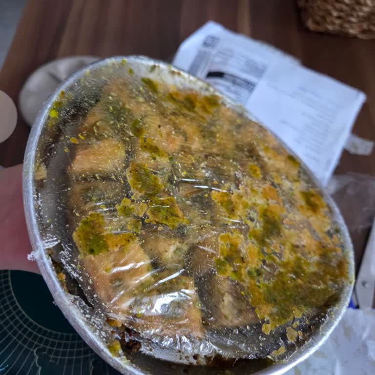 Siparişim Geç Ve Bayat Olarak Teslim Edildi, Şikayetime Cevap Verilmedi