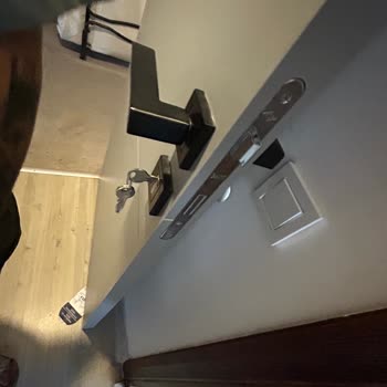 Aldığım Oda Fotoğraflardakiyle Alakasız Ve Mağdur Edildim