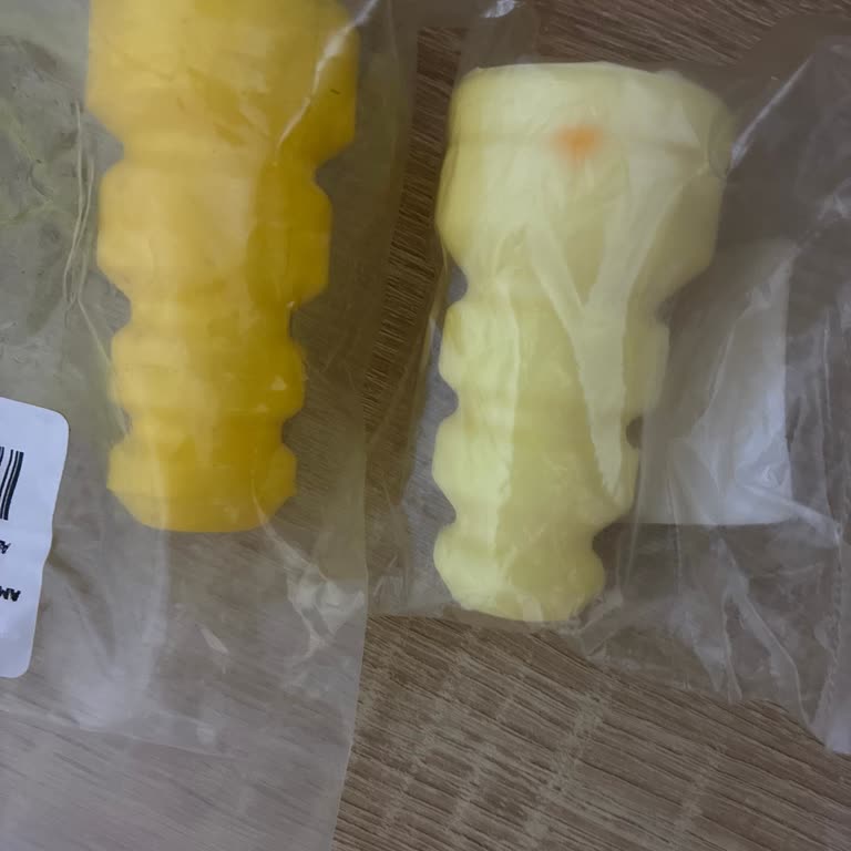 Aynı Siparişte Farklı Kalite Ve Renkte Amortisör Takozu Gönderildi