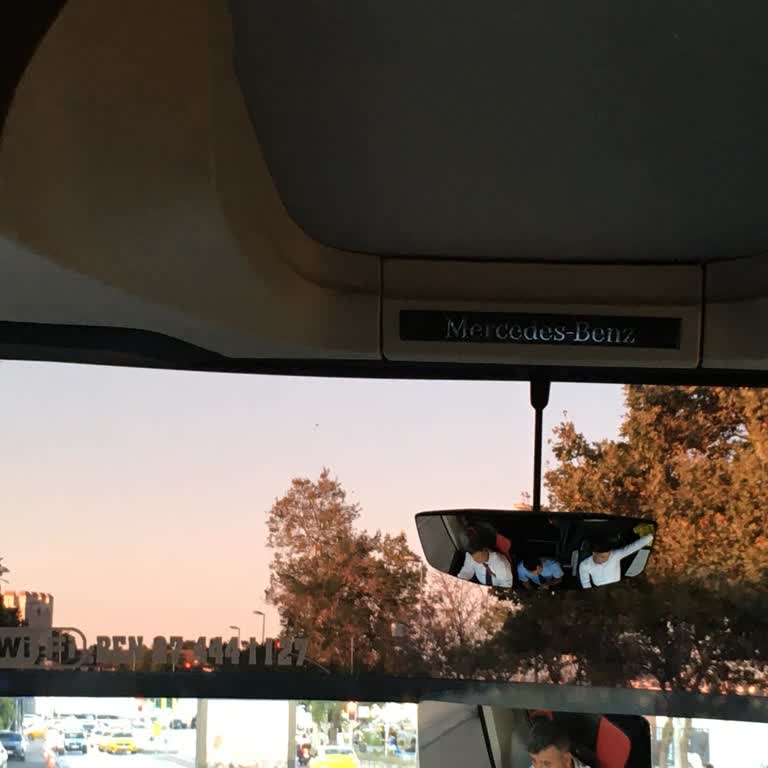 Ben Turizm'de Saygısız Şoför Ve Muavin Davranışı