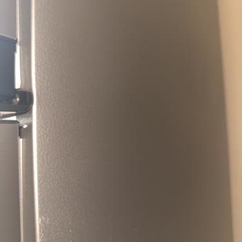 Hasarlı Buzdolabı Ve Garanti Mağduriyetiyle Karşılaştım