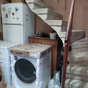 Kargo Şirketi Ürünü Apartman Girişine Bıraktı, Teslimat Yapılmadı