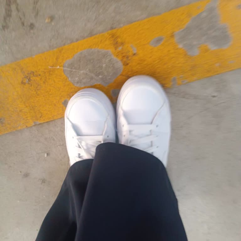 Yanlış Numara Ayakkabı Hediye Aldım Sorumluluk Bana Yüklendi