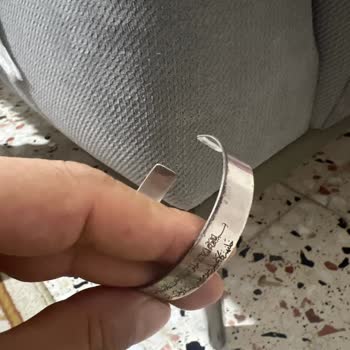 MySilvers Aldığım Gümüş Bileklik Renk Atıyor Ve Destek Alamıyorum