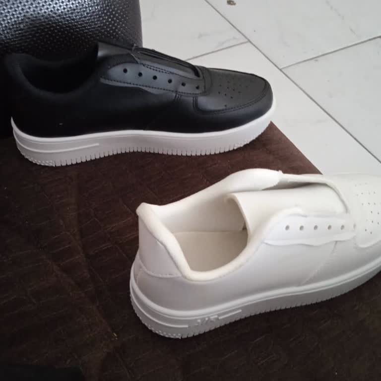 @Vatan_spor Sipariş Ettiğim Ayakkabı Yanlış Ve Küçük Numara Gönderildi