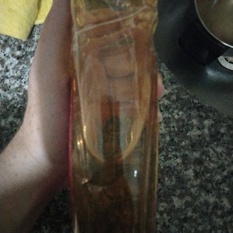 Bulaşık Deterjanı Arap Sabunu Gibi Kokuyor Ve Renginde Farklılık Var